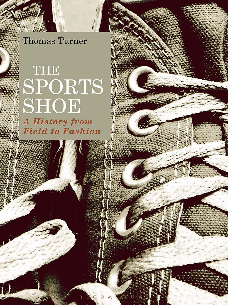 The sport shoe